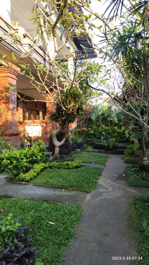 Yoga Homestay Ubud エクステリア 写真